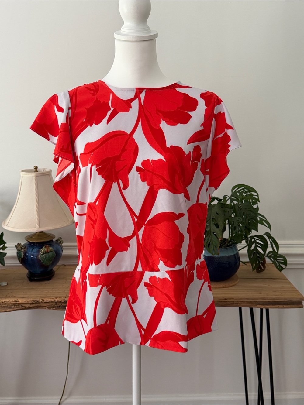 Ann Taylor Red and Light Blue Floral Short-Sleeve Blouse